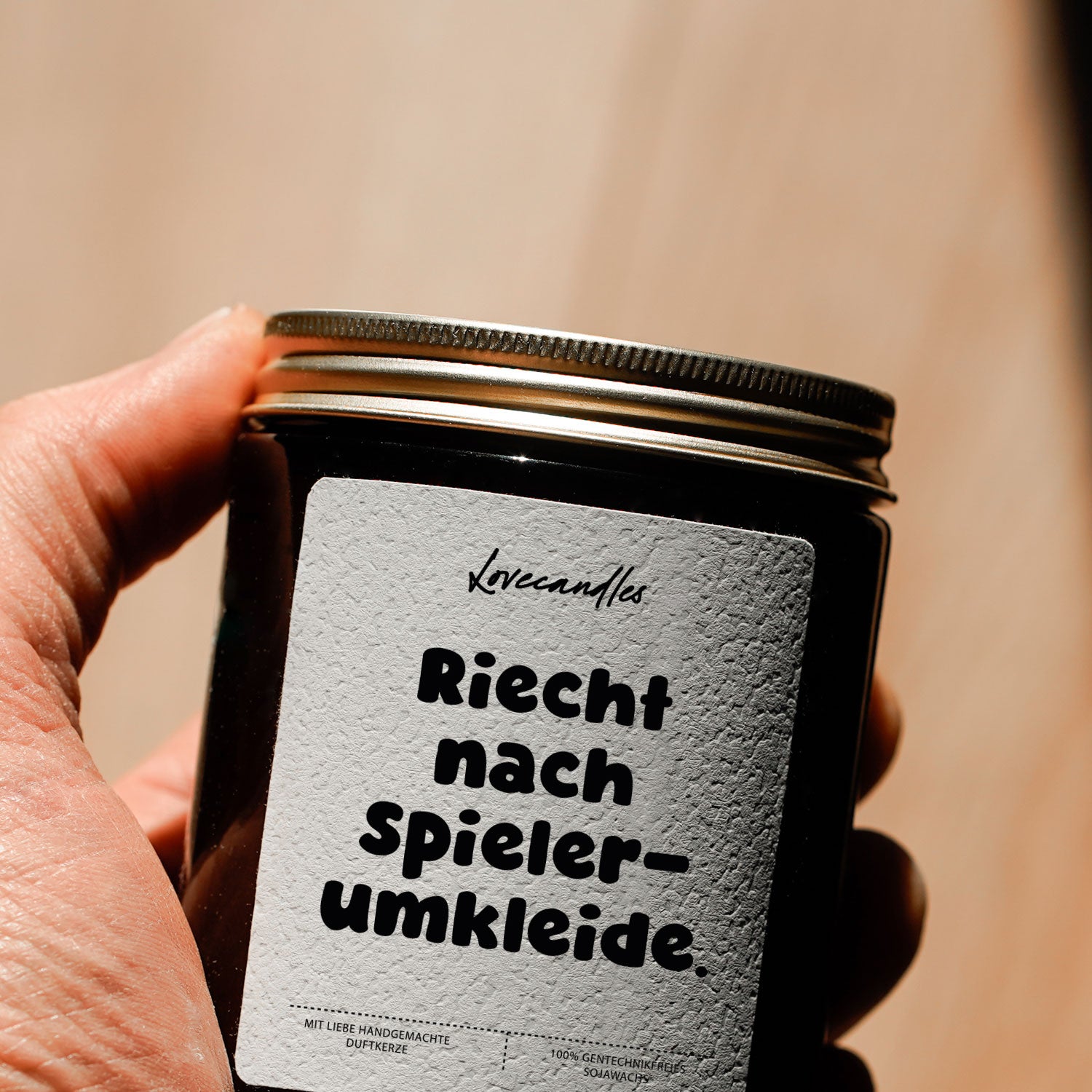 Duftkerze - Riecht nach Spielerumkleide.