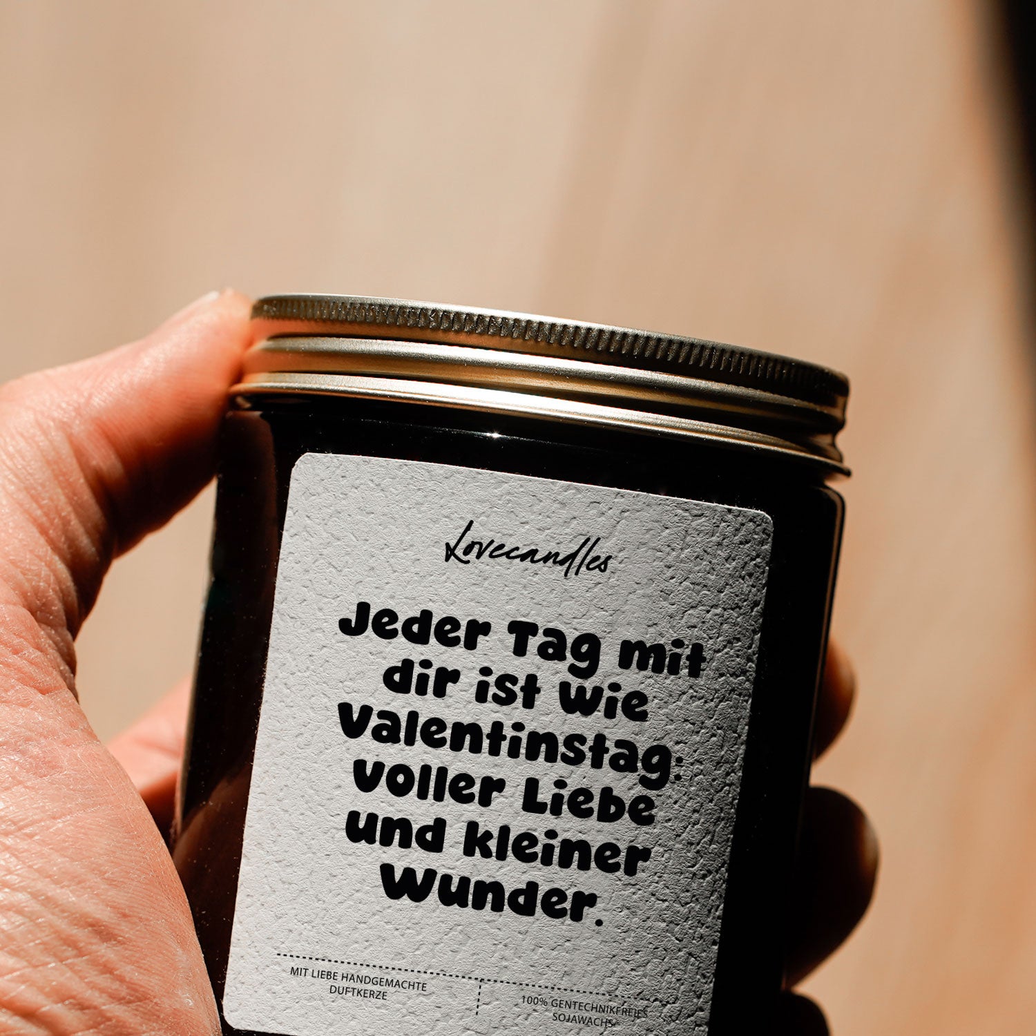 Duftkerze - Jeder Tag mit dir ist wie Valentinstag – voller Liebe und kleiner Wunder.