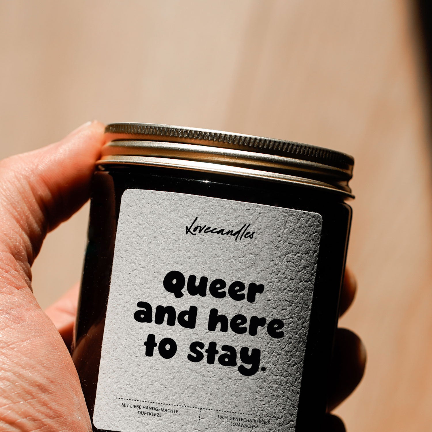 Duftkerze - Queer and here to stay.